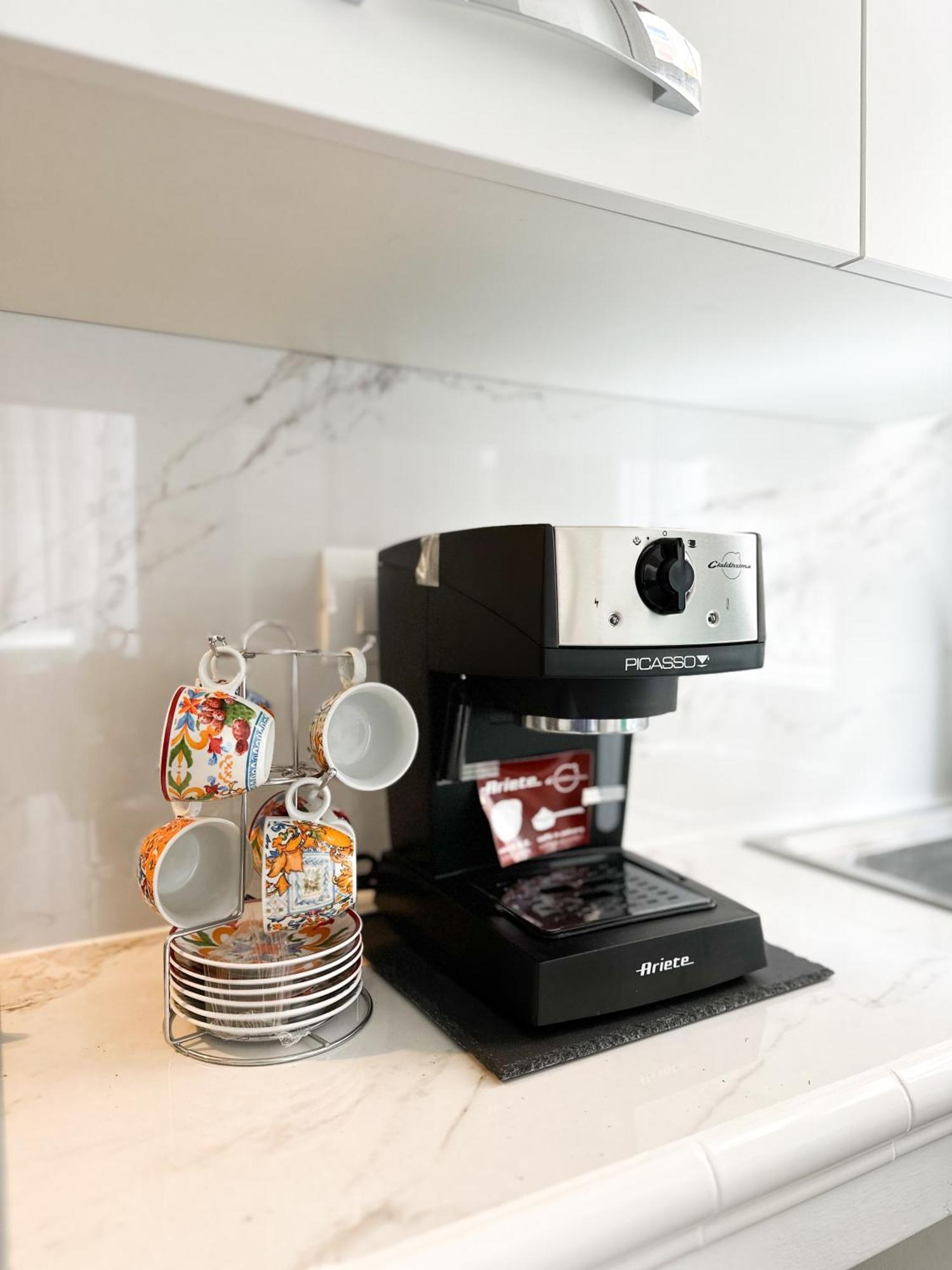 Tolly House-Rapallo City Centre מראה חיצוני תמונה